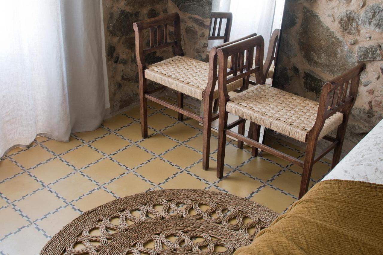 L'hostatgeria Del Celler * Porrera